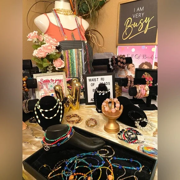 I’M LIVE‼️Want to know more about WAISTBEADS📿???💞THIS LISTING & COME ON IN 🥳🎉💃🏽💞 - Picture 1 of 15